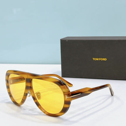 ChicOval Shades